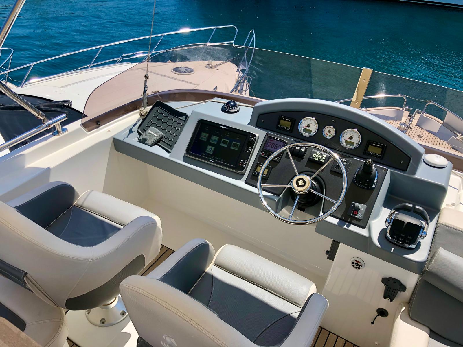 BENETEAU SWIFT TRAWLER 50