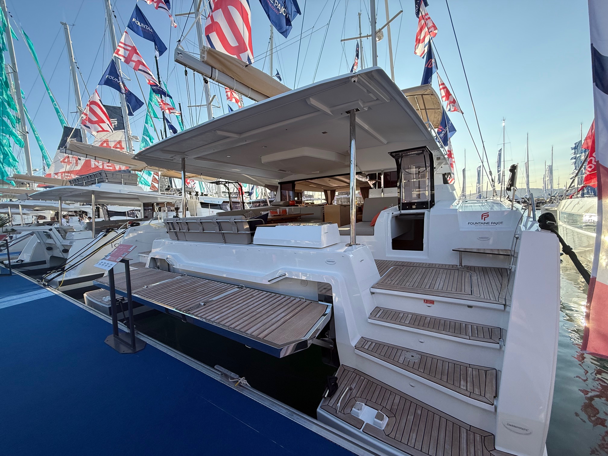 FOUNTAINE PAJOT AURA 51