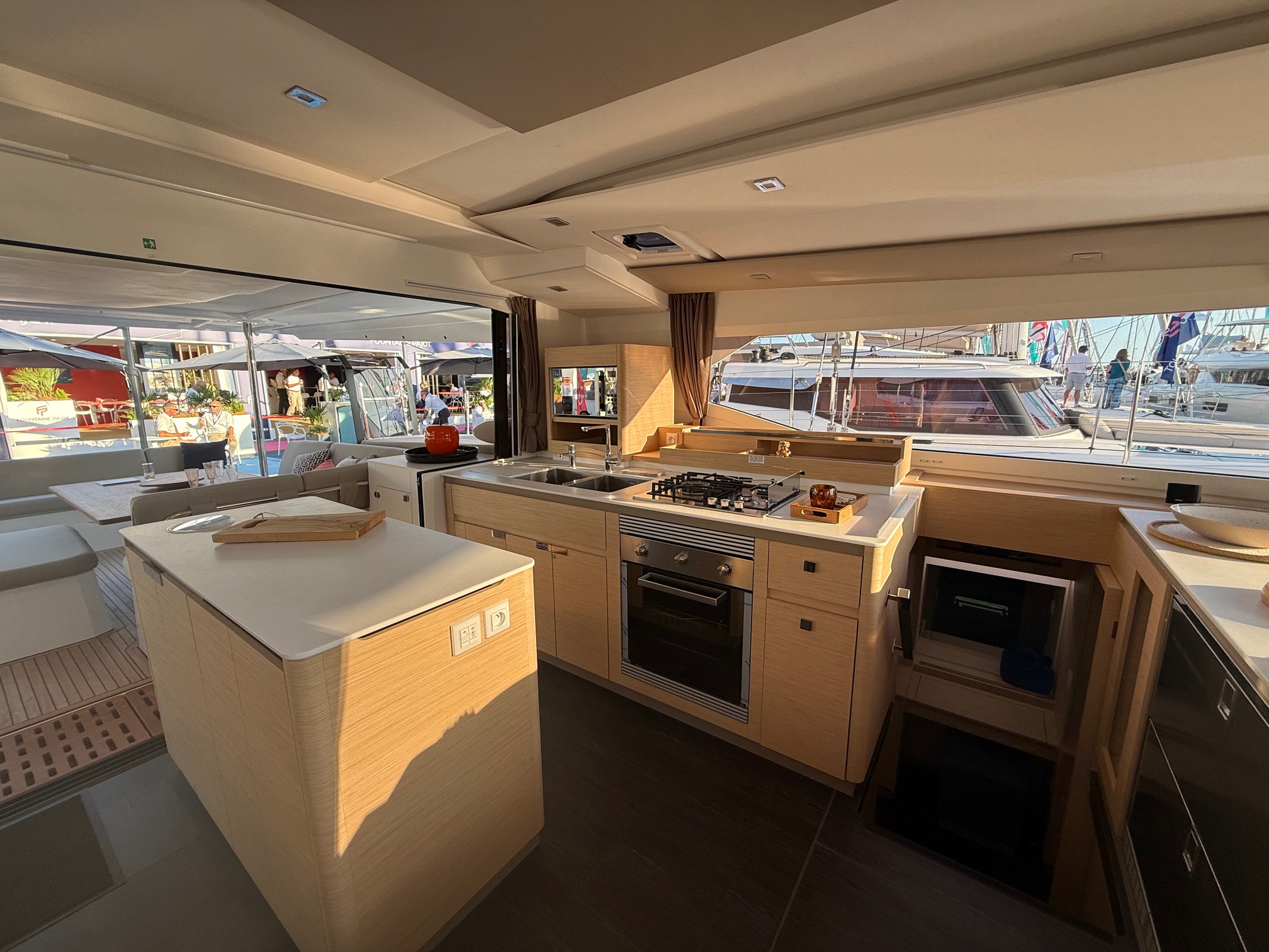 FOUNTAINE PAJOT AURA 51