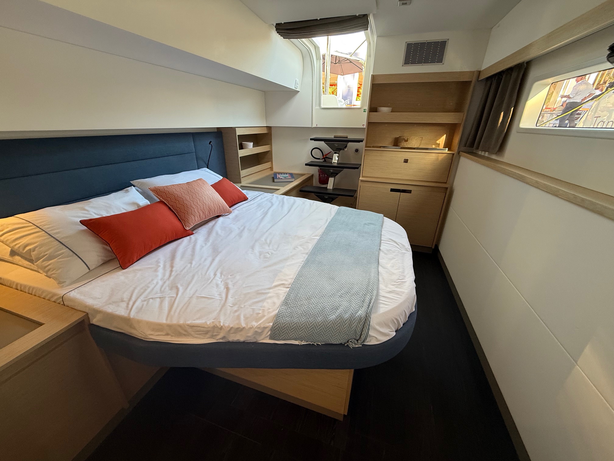 FOUNTAINE PAJOT AURA 51