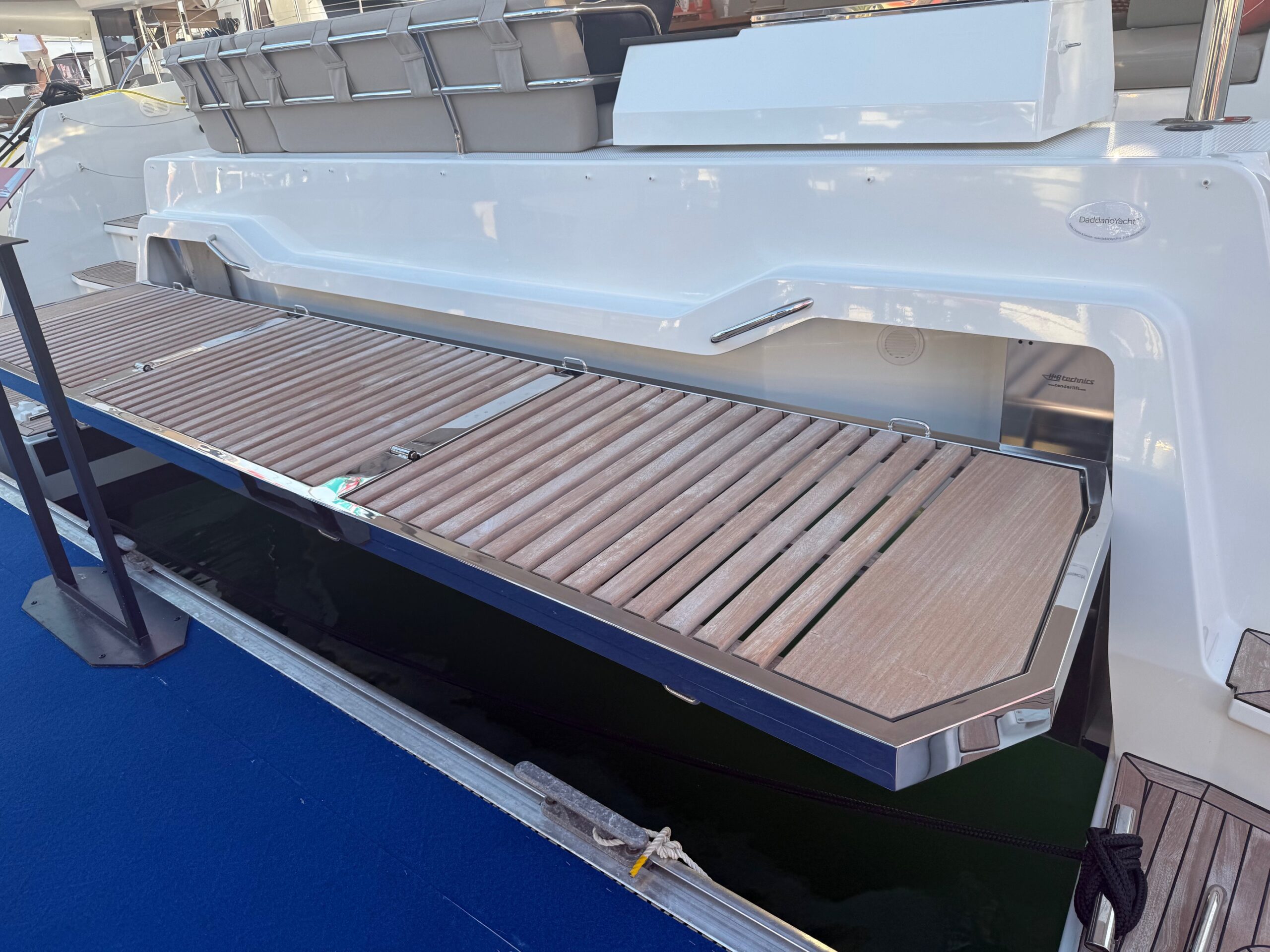 FOUNTAINE PAJOT AURA 51