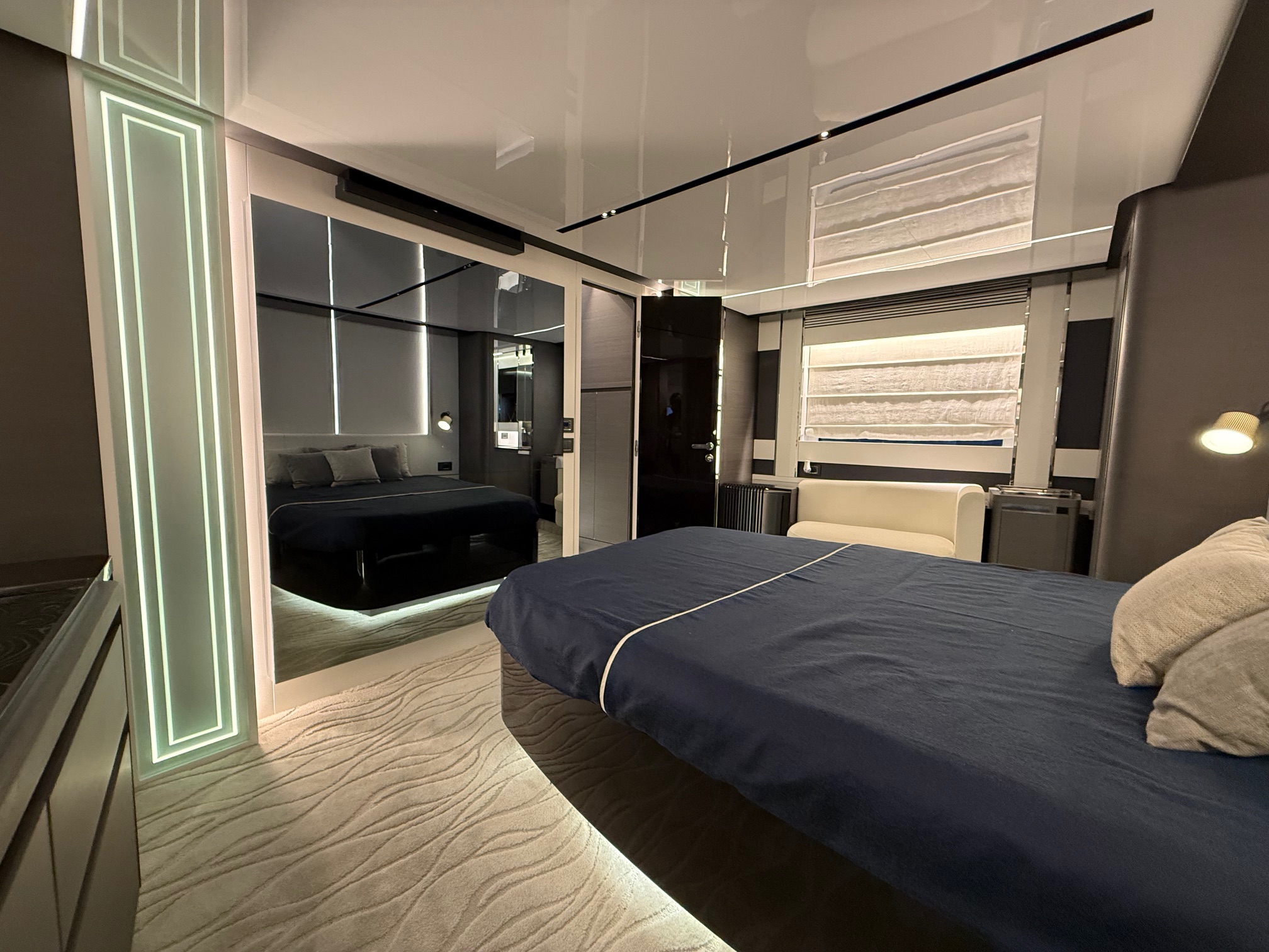 AZIMUT S8