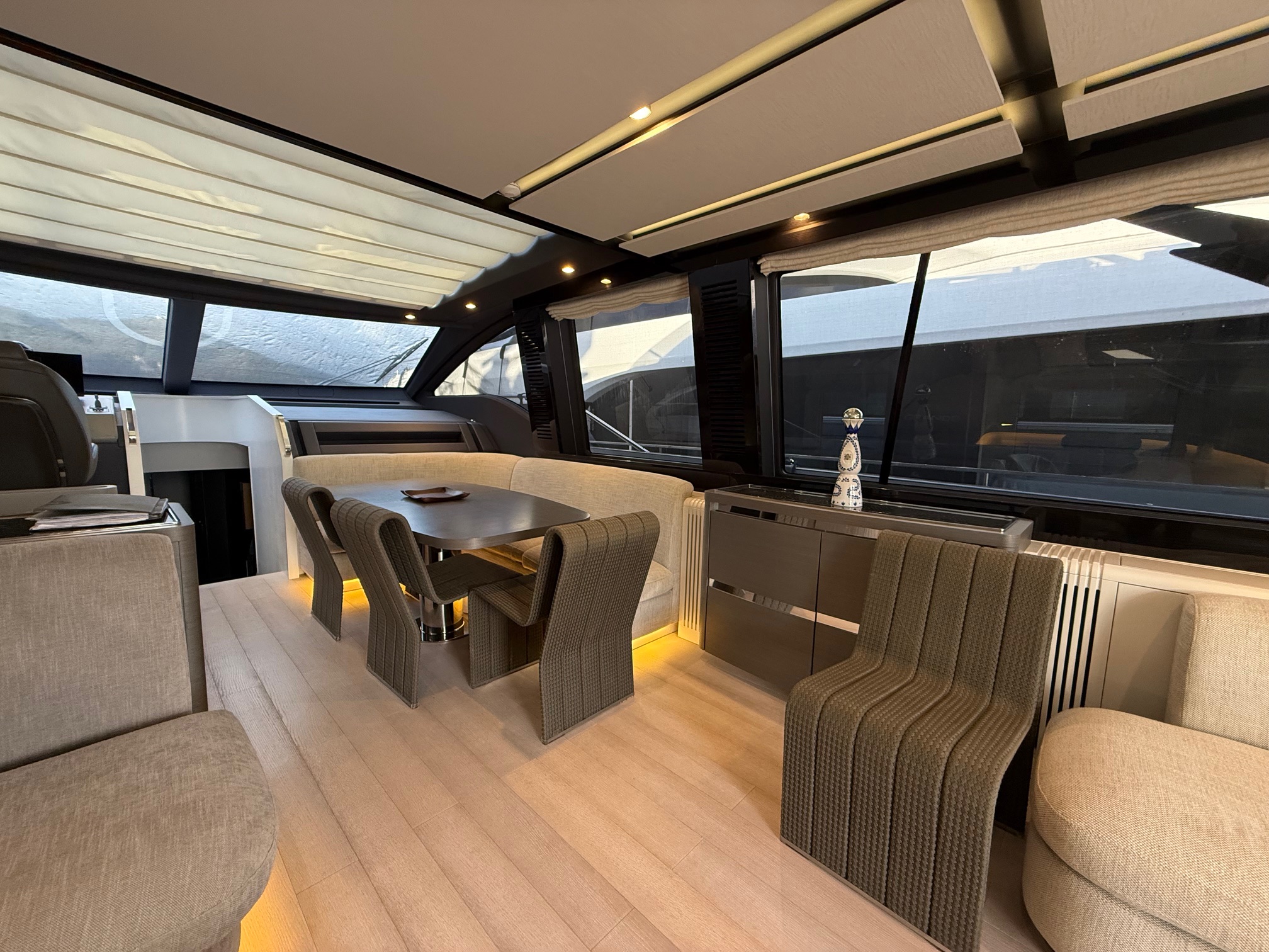 AZIMUT S8