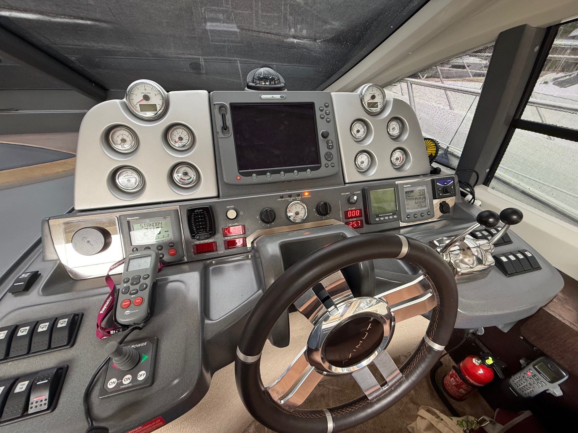 AZIMUT 43S