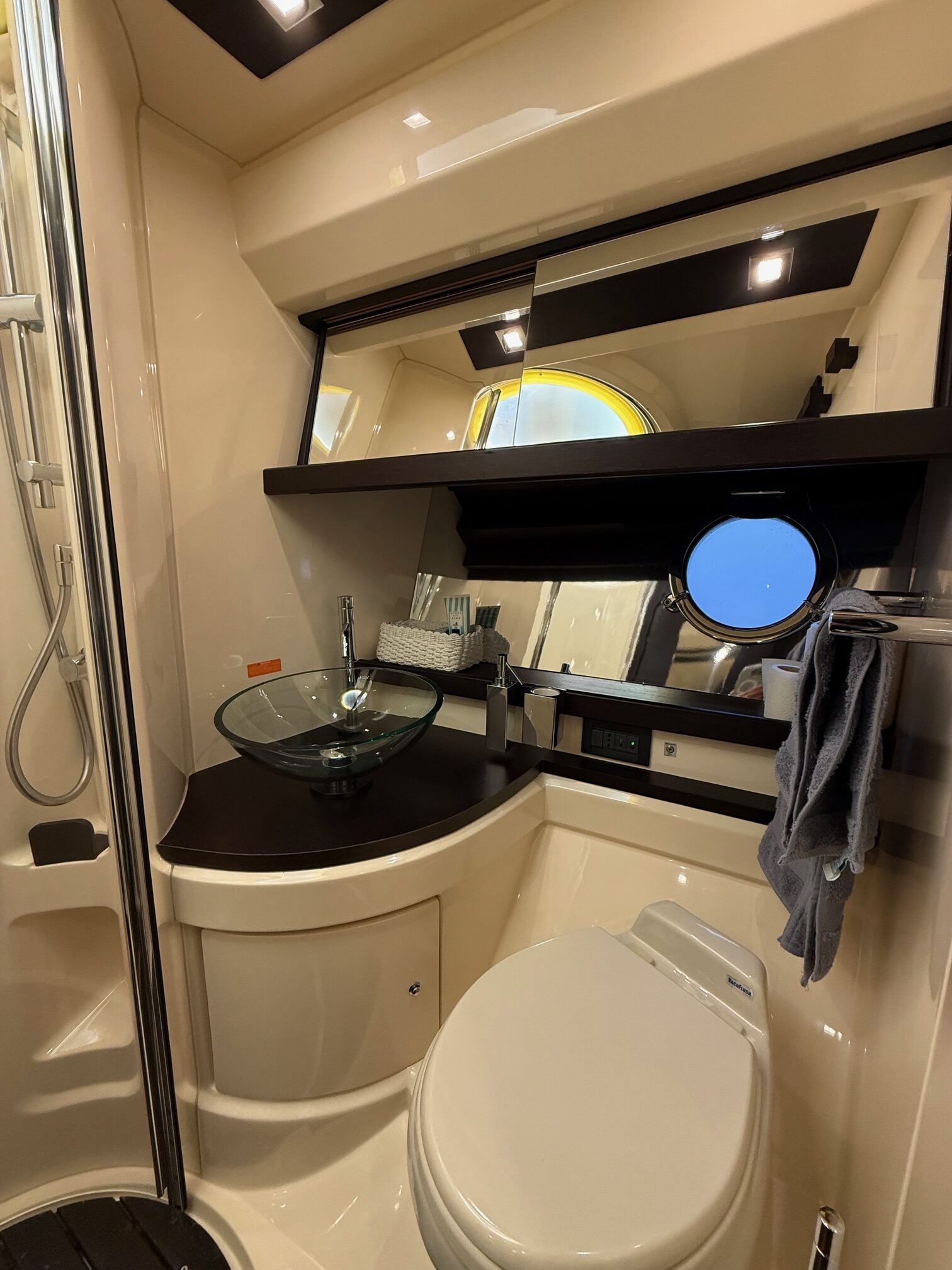 AZIMUT 43S