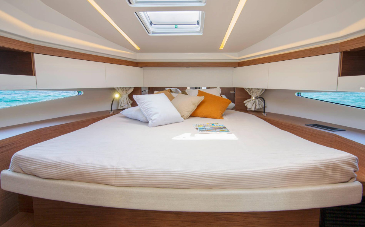 JEANNEAU NC 37