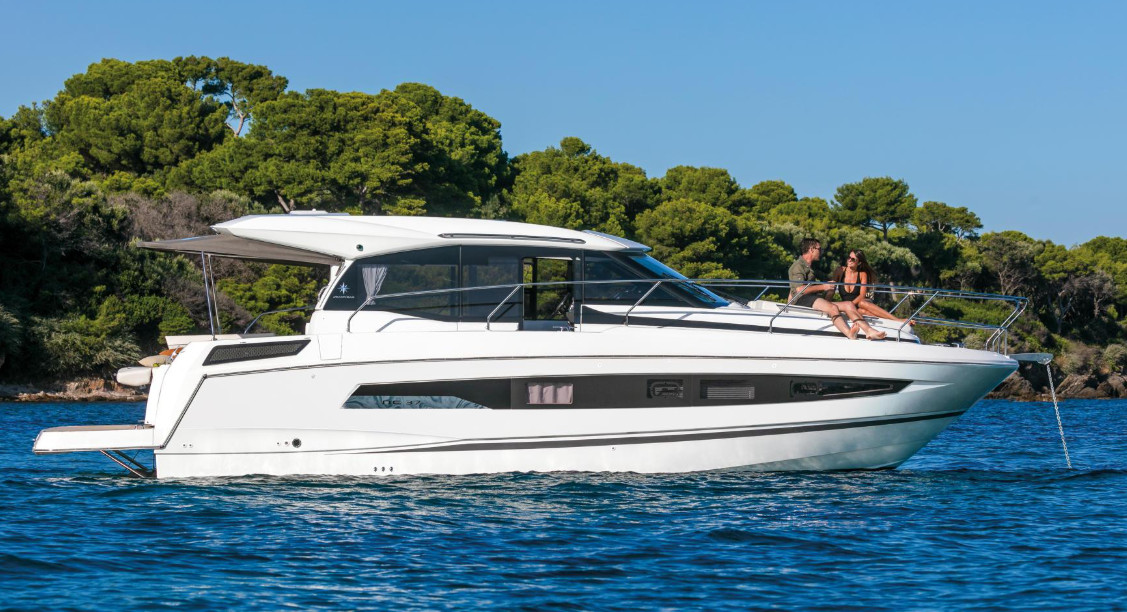 JEANNEAU NC 37