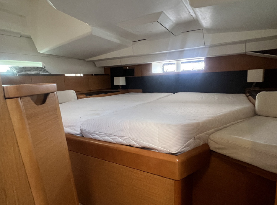 JEANNEAU 41 DS