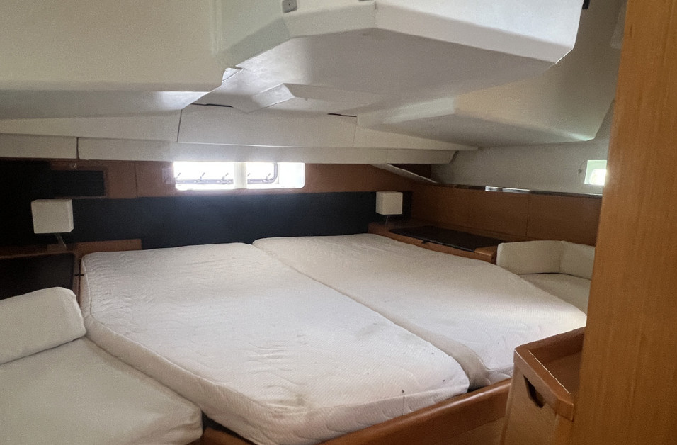 JEANNEAU 41 DS