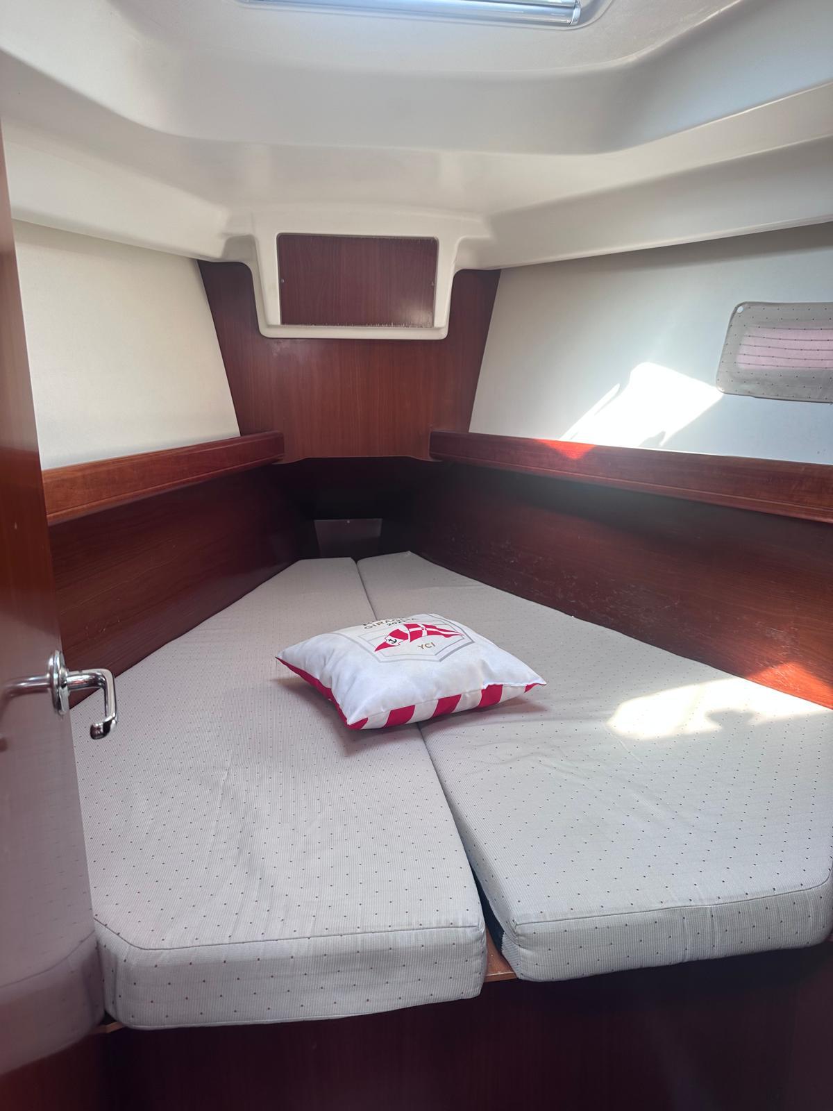 OCEANIS CLIPPER 373