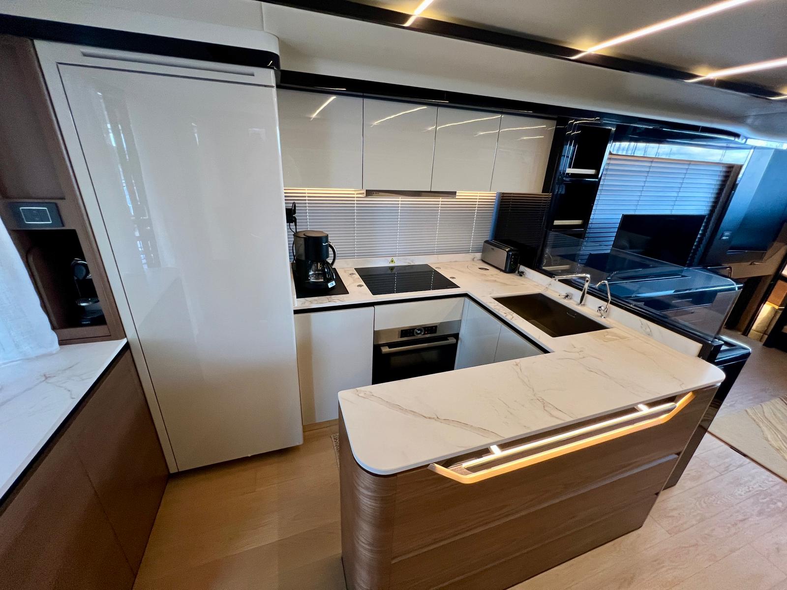 ABSOLUTE NAVETTA 64
