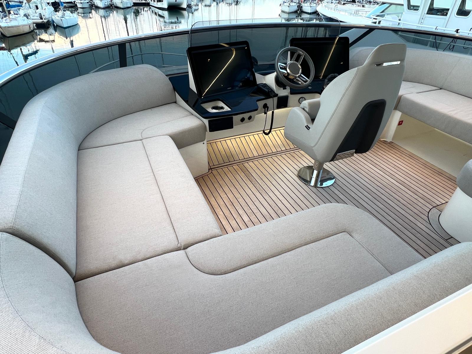 ABSOLUTE NAVETTA 64