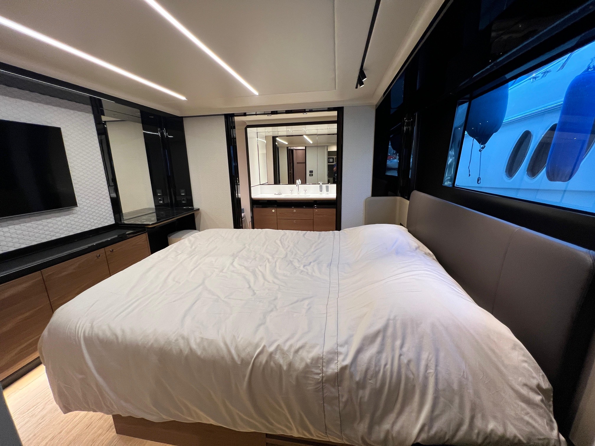 ABSOLUTE NAVETTA 64