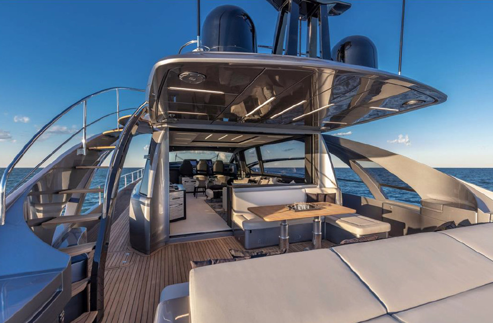 PERSHING 8X